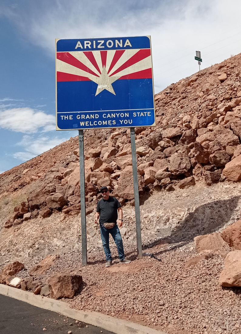 Rafał pod tablicą Arizona, The Grand Canyon State